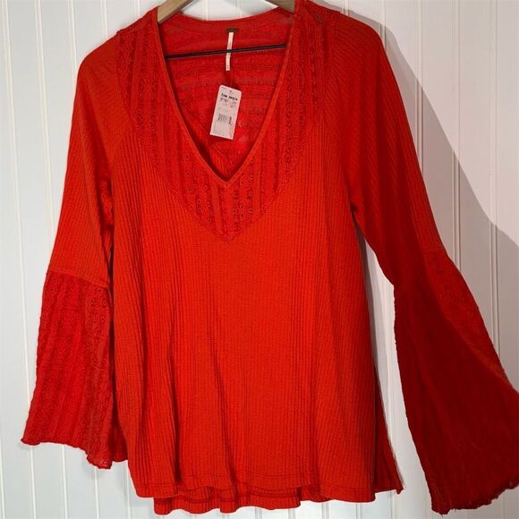 Free People Parisian Nights Red Lace Bell Sleeve Boho Top M NWT Romantic Western - Picture 2 of 9